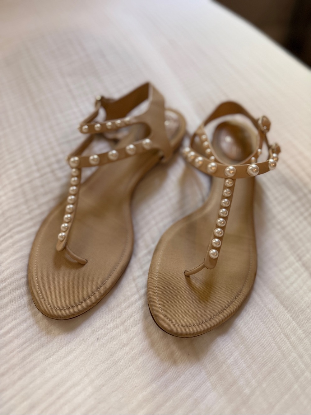 CHANEL Beige Faux Pearl T-Strap Flat Sandals. Size: 40!